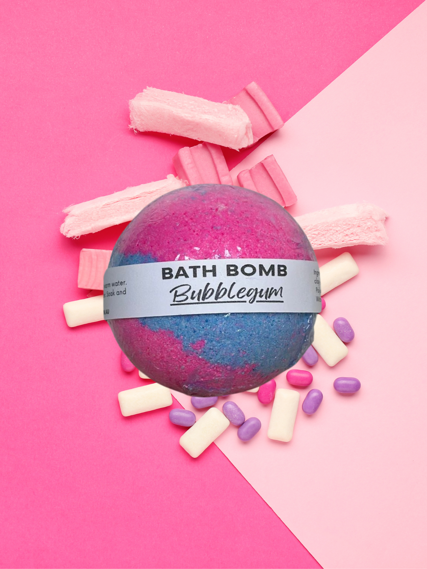 Bubblegum scented bath bomb round shape fizzy and moisturizing